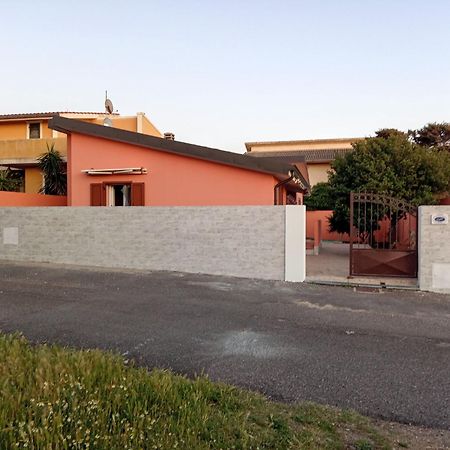 Casa Vacanze Santa Caterina Di Pittinuri (Sardinia) Exterior foto