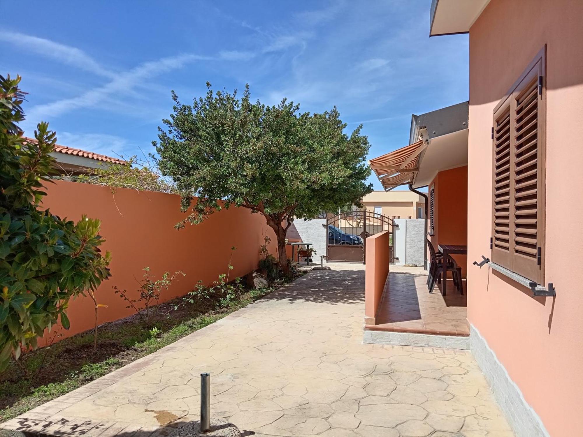 Casa Vacanze Santa Caterina Di Pittinuri (Sardinia) Exterior foto